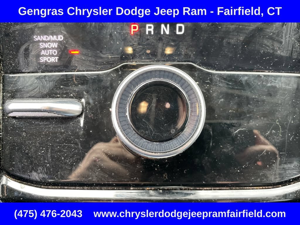 Used 2023 Jeep Grand Cherokee Limited w/ Luxury Tech Group II AWD/4WD image 54