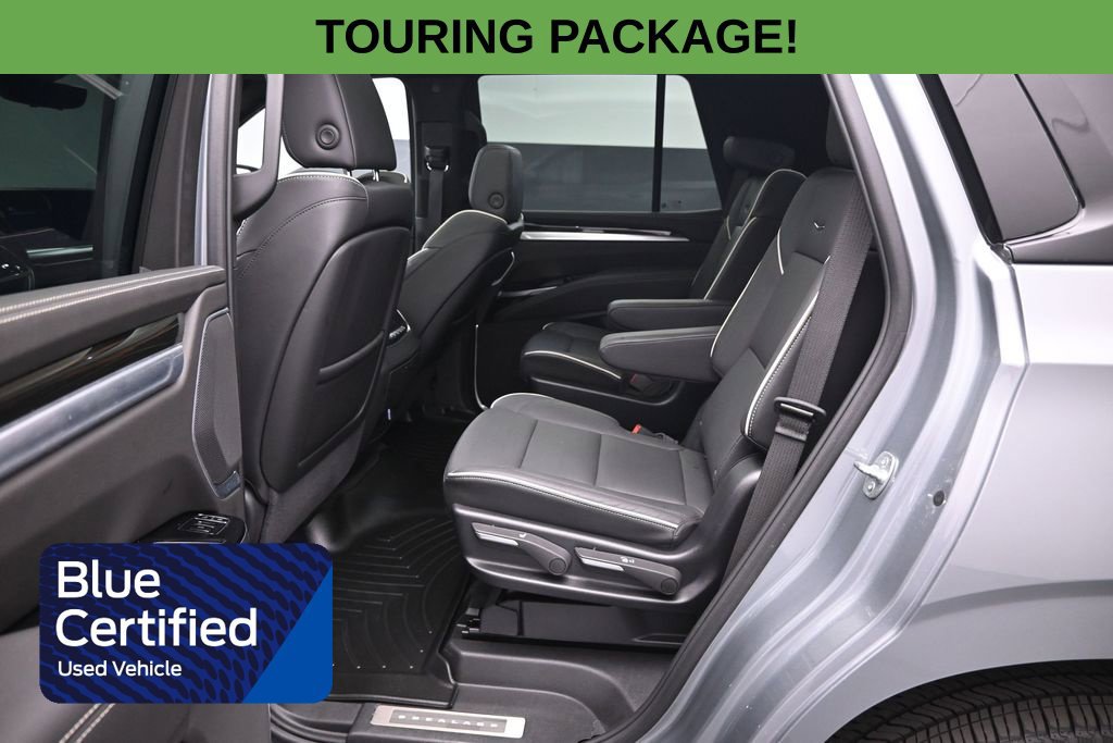 Used 2025 Cadillac Escalade Premium Luxury w/ Touring Package AWD/4WD image 19