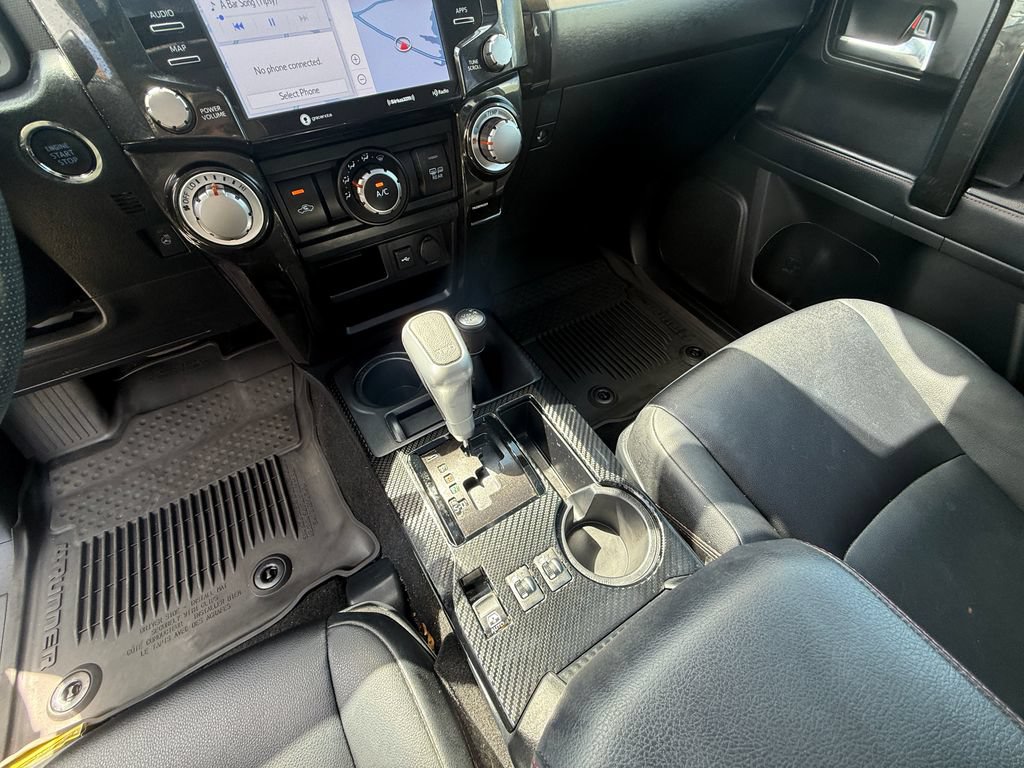 Used 2023 Toyota 4Runner TRD Off-Road Premium w/ Moonroof Package AWD/4WD image 10