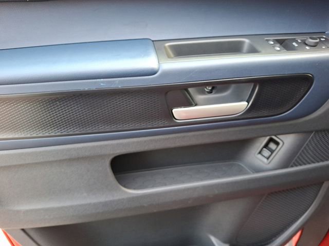 Used 2025 Volkswagen ID. Buzz Pro S Plus image 17