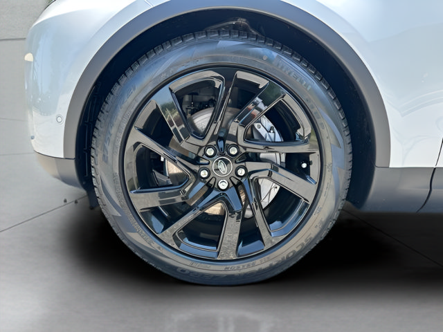 Certified 2025 Land Rover Discovery S AWD/4WD image 9