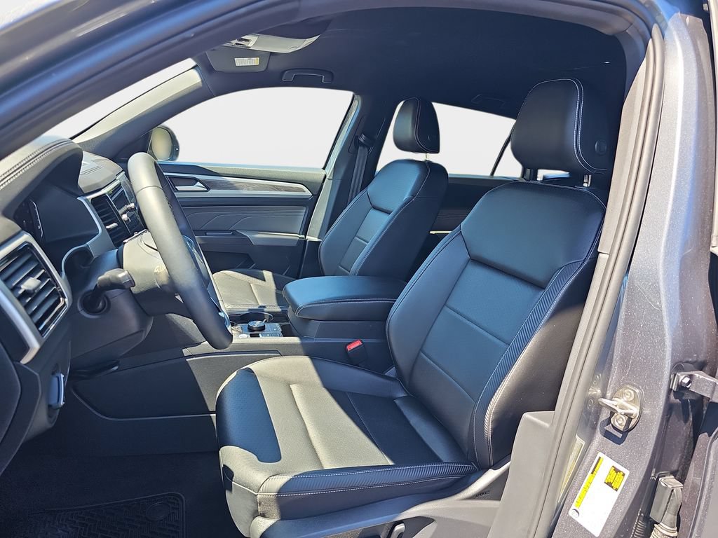 Used 2023 Volkswagen Atlas Cross Sport SE AWD/4WD image 18
