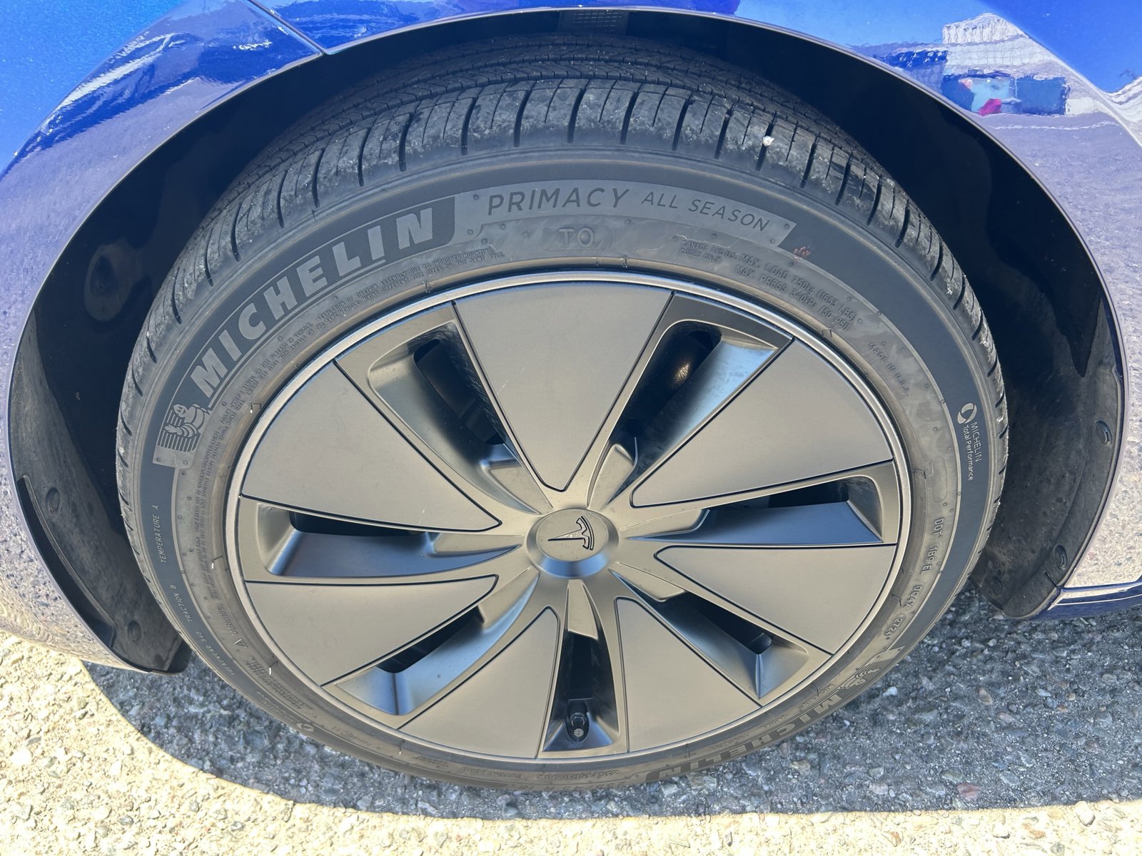 Used 2025 Tesla Model 3 Long Range image 8