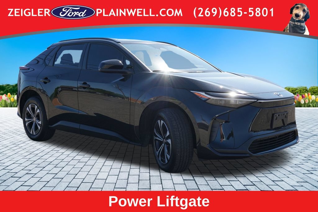 Used 2024 Toyota bZ4X FWD image 7