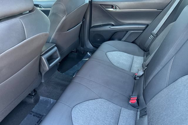Used 2019 Toyota Camry LE FWD image 14