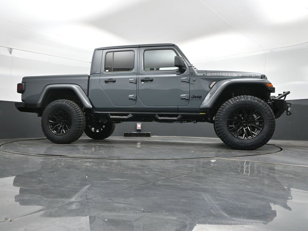 New 2025 Jeep Gladiator Willys image 48