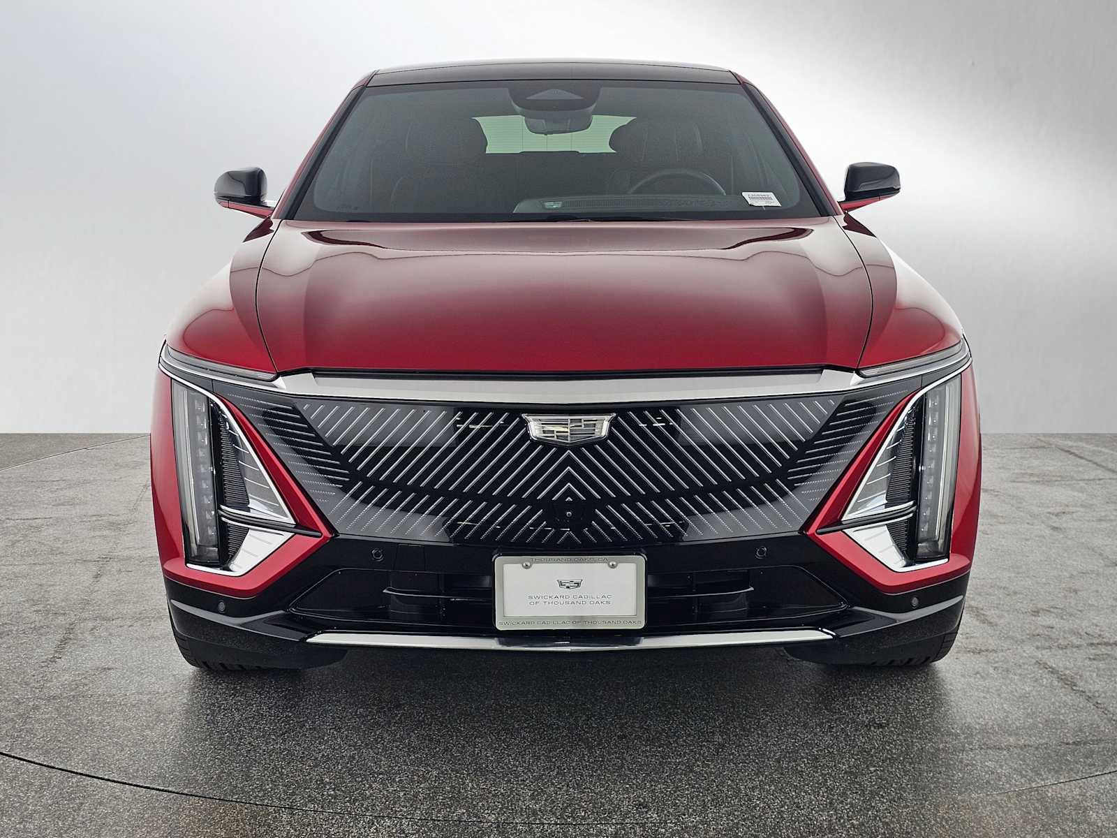 Used 2025 Cadillac Lyriq Luxury image 8