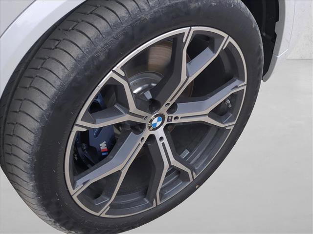 Used 2026 BMW X5 xDrive50e w/ M Sport Package image 8