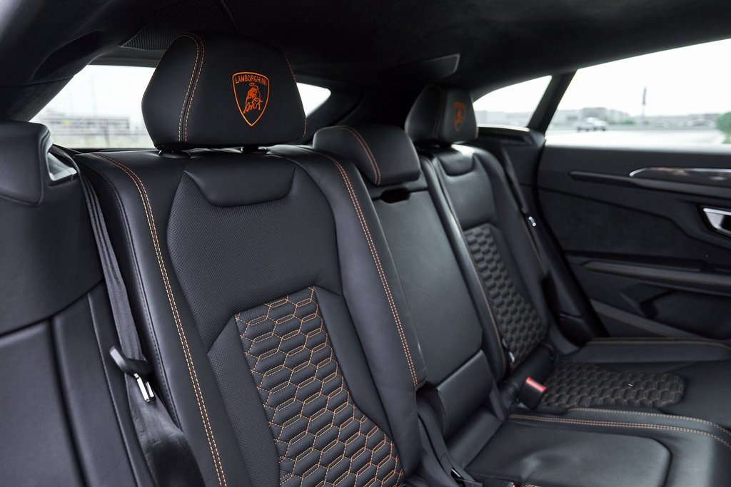 Used 2022 Lamborghini Urus image 43