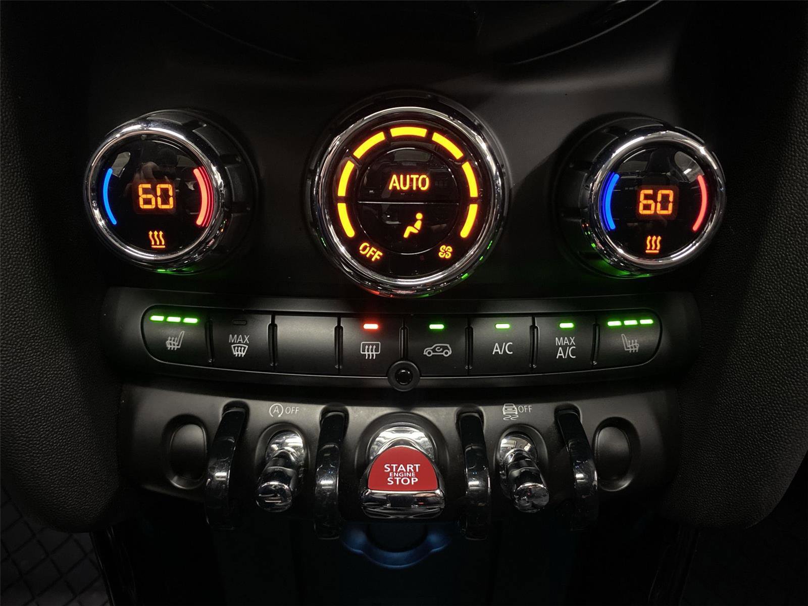 Certified 2022 MINI Cooper 4-Door Hardtop image 21