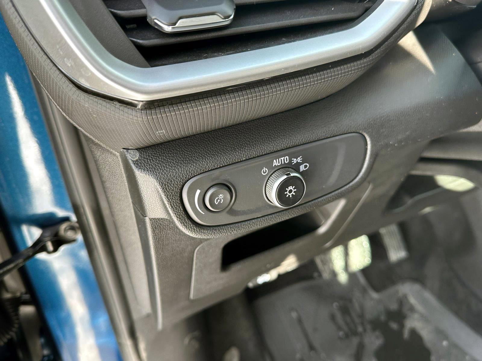 Used 2021 Chevrolet TrailBlazer LS image 16