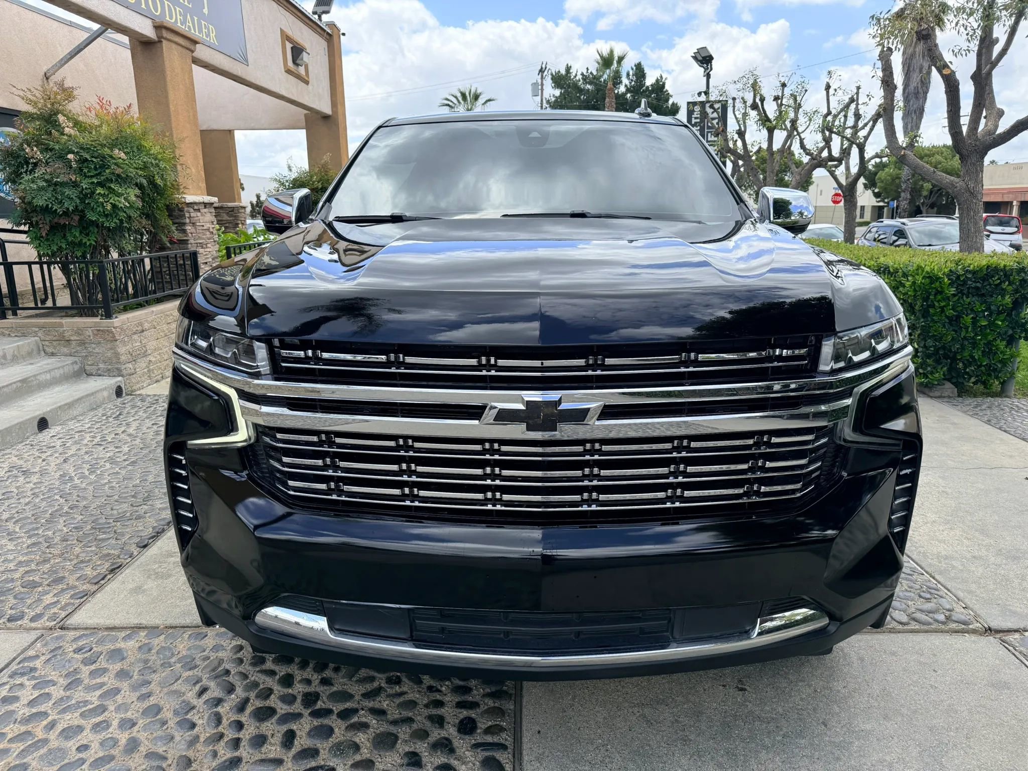 Used 2021 Chevrolet Suburban LT RWD image 32