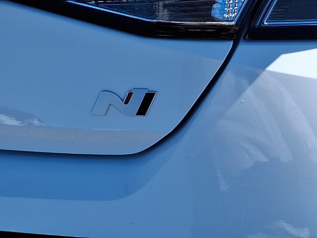 Used 2025 Hyundai Elantra N FWD image 33