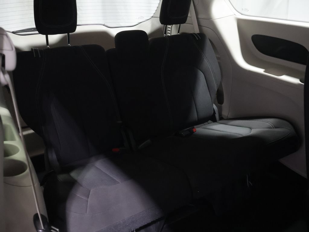 Certified 2023 Chrysler Voyager LX FWD image 22