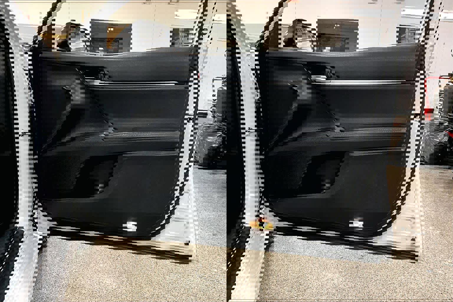 Used 2022 Toyota Camry XSE w/ Navigation Upgrade Package image 23