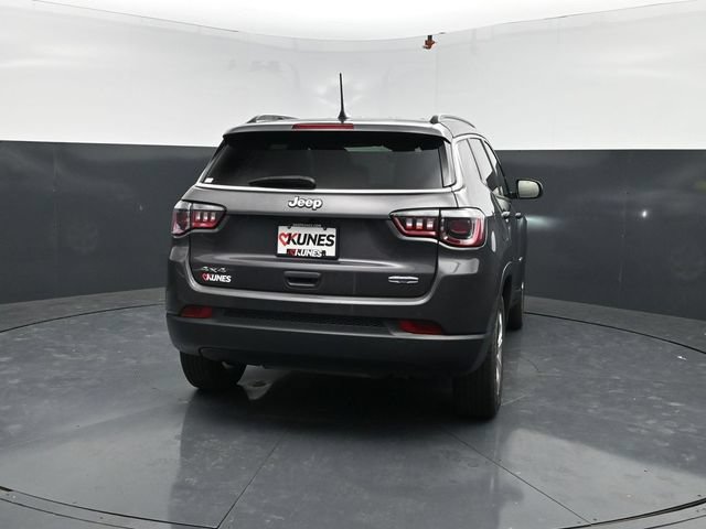 Used 2024 Jeep Compass Latitude AWD/4WD image 7