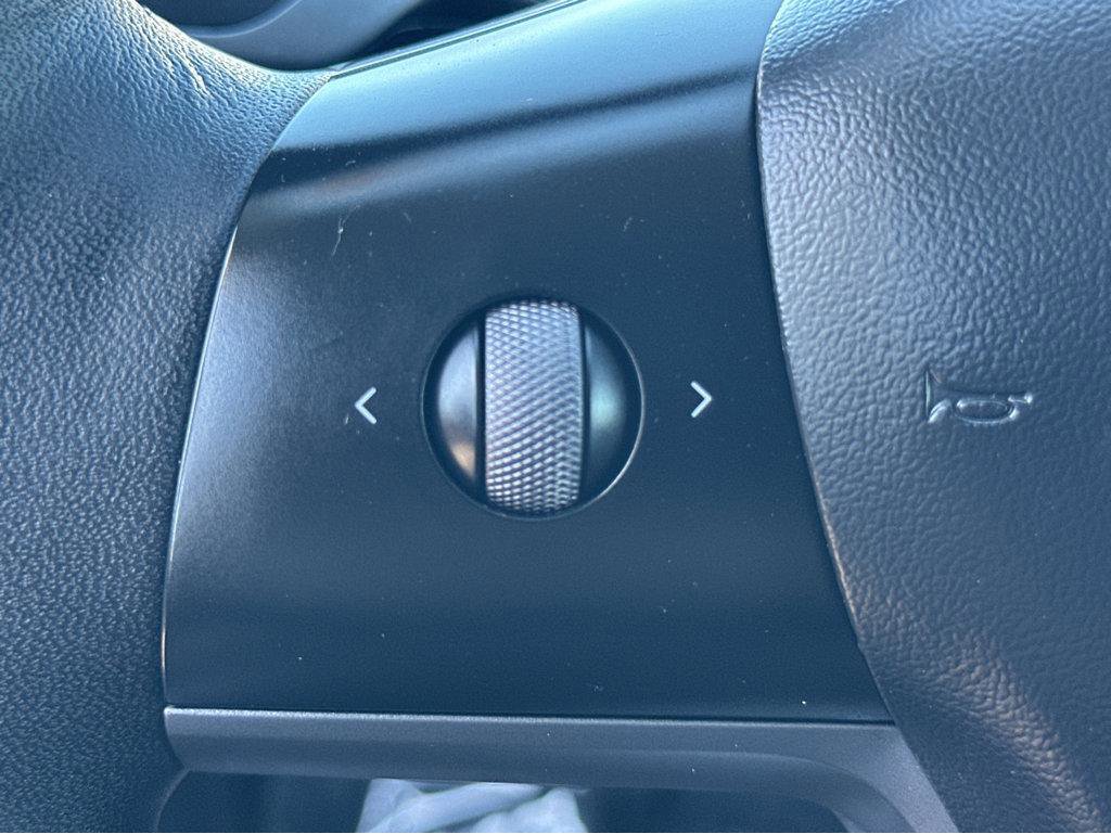 Used 2023 Tesla Model Y Long Range image 21