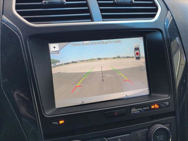 Used 2017 Ford Explorer XLT w/ Equipment Group 202A FWD image 11