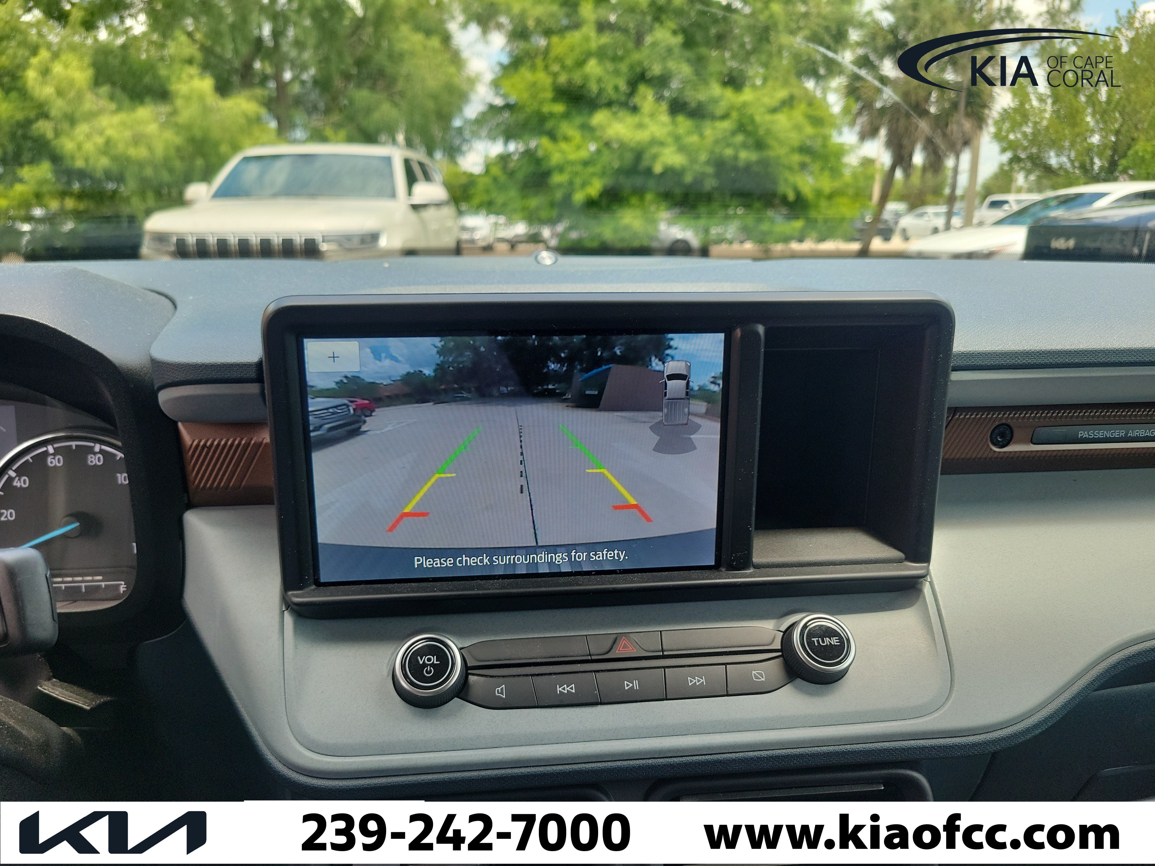 Used 2022 Ford Maverick Lariat w/ Lariat Luxury Package AWD/4WD image 30