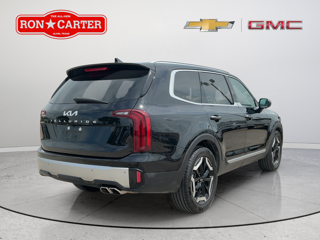 Used 2023 Kia Telluride S w/ S Sunroof Package FWD image 6