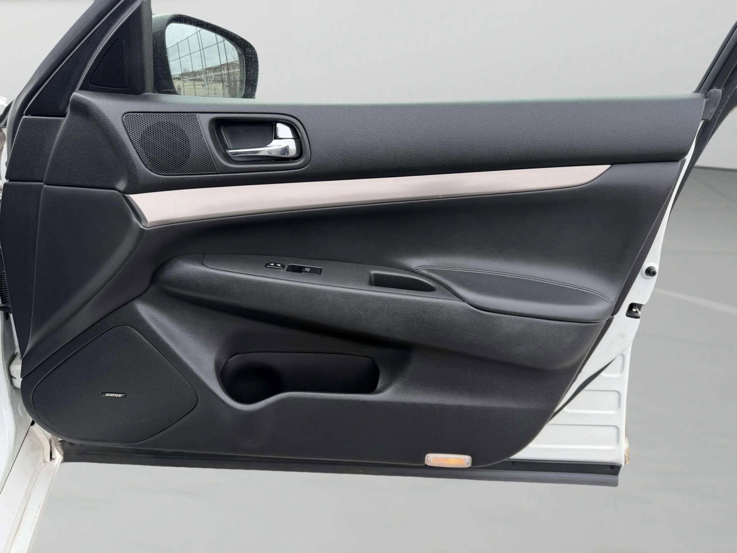 Used 2013 INFINITI G37 x Sedan w/ Premium Pkg image 19