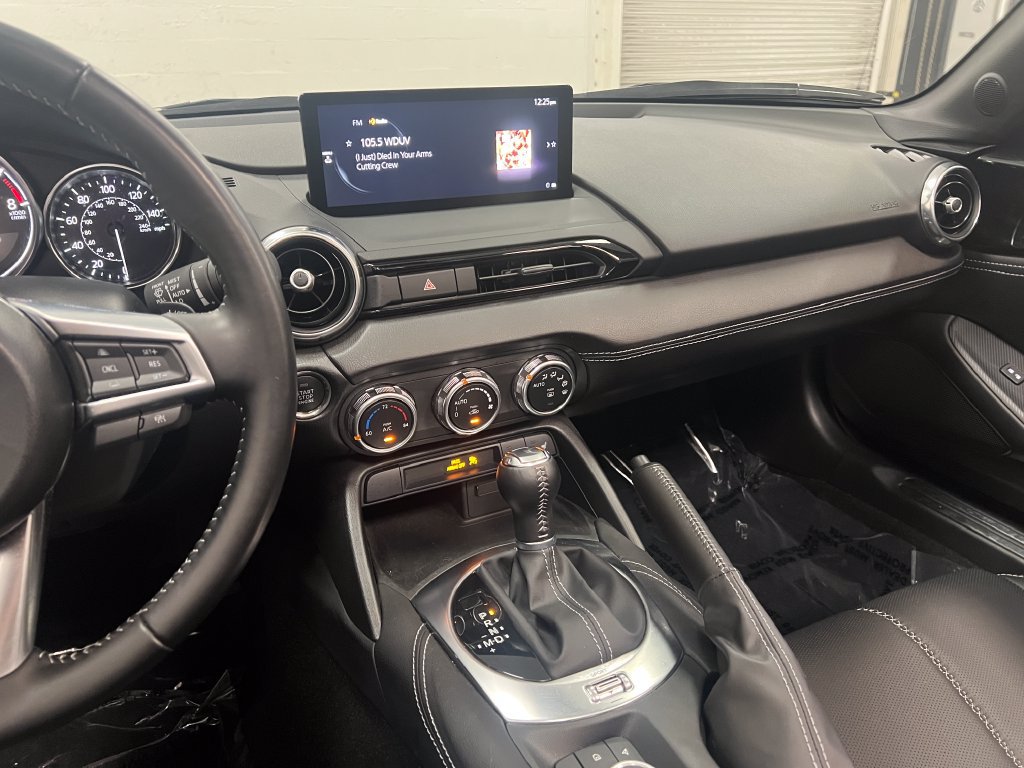 Used 2024 MAZDA MX-5 Miata Grand Touring RWD image 19