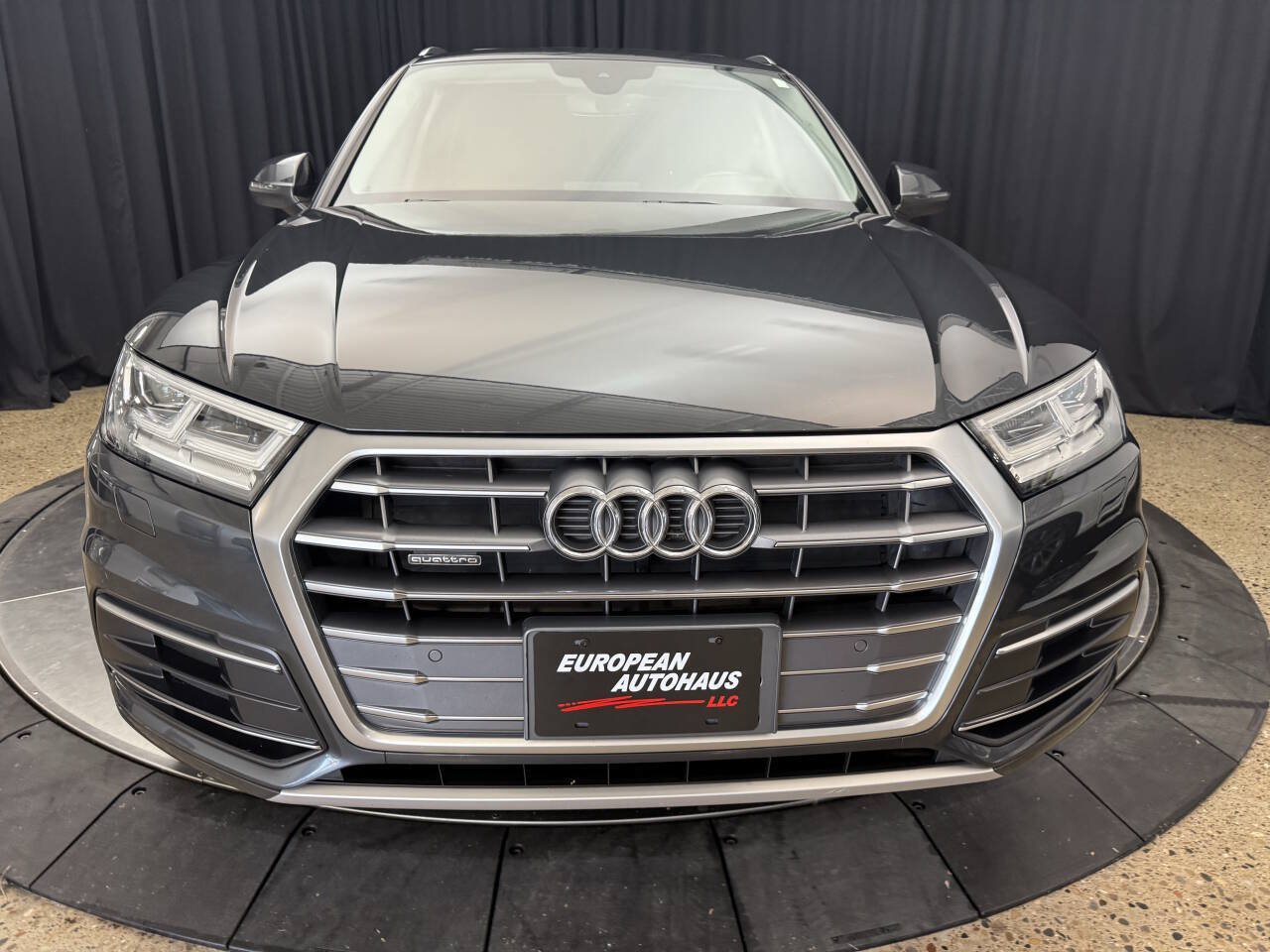 Used 2018 Audi Q5 2.0T Premium Plus w/ Premium Plus Package AWD/4WD image 13