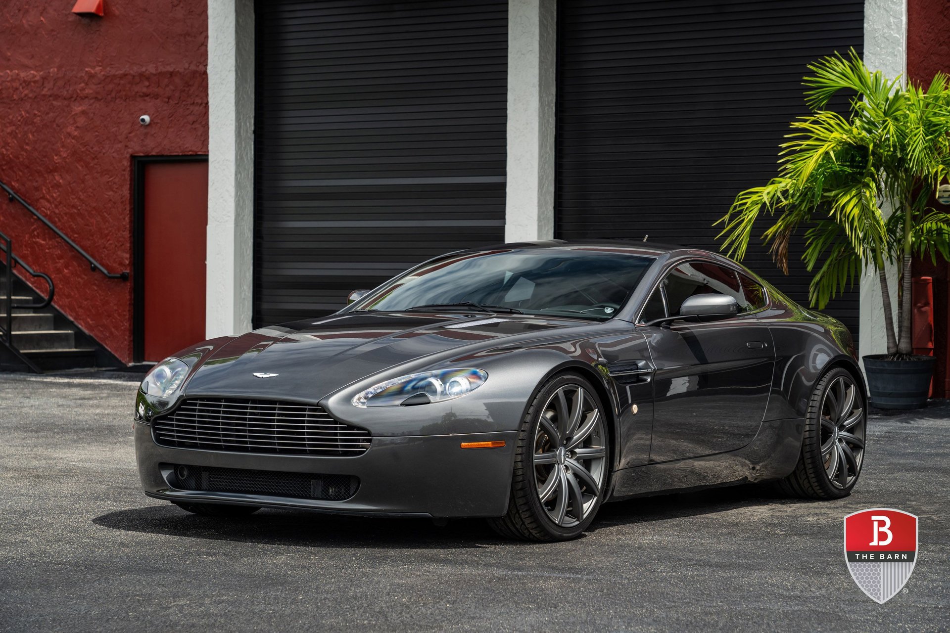Used 2007 Aston Martin V8 Vantage Coupe RWD image 4