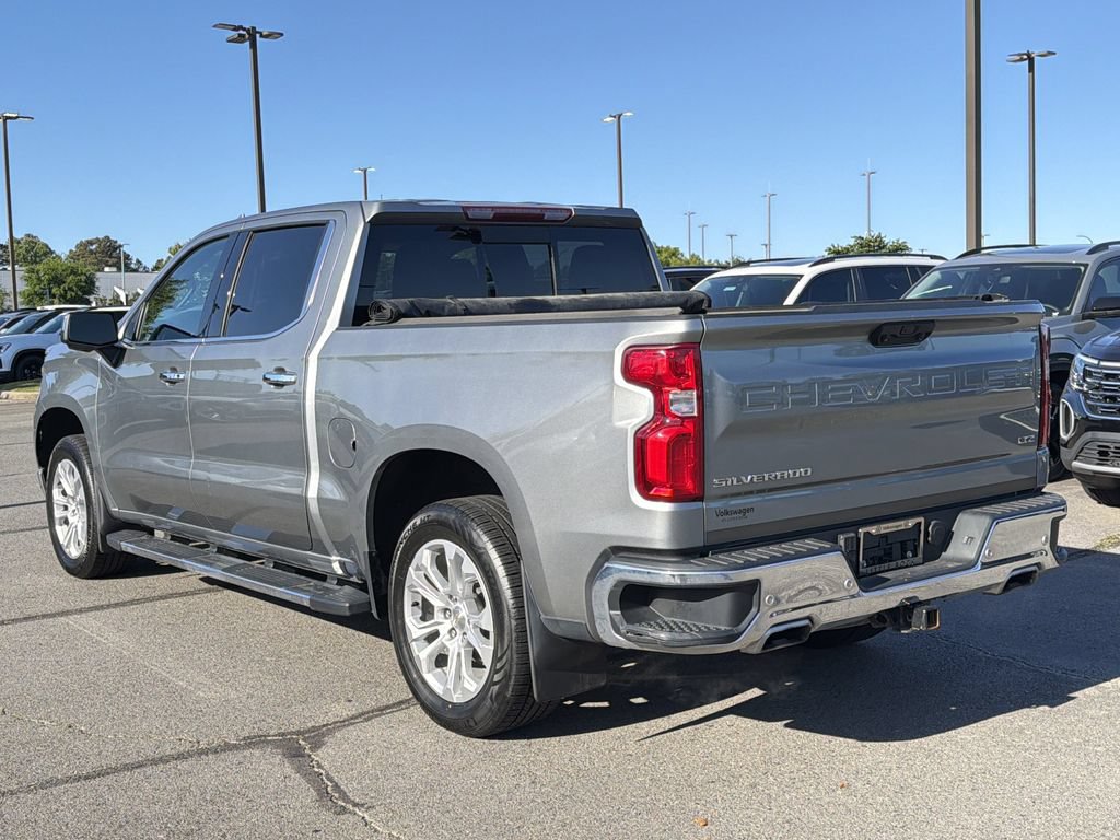 Used 2023 Chevrolet Silverado 1500 LTZ w/ LTZ Convenience Package II AWD/4WD image 3