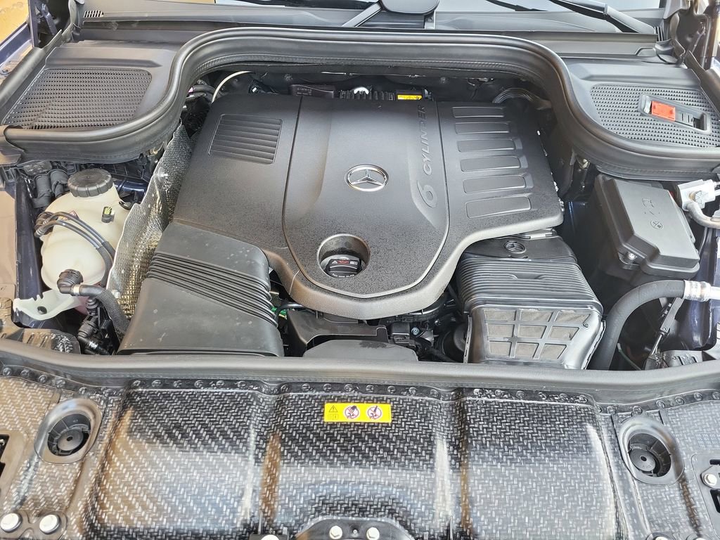 Used 2024 Mercedes-Benz GLS 450 4MATIC image 28