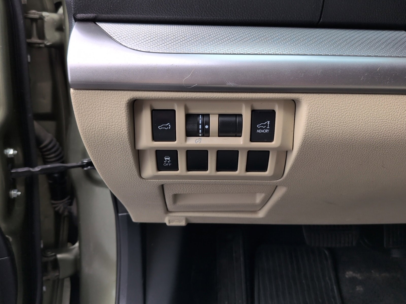 Used 2015 Subaru Outback 2.5i Premium image 20