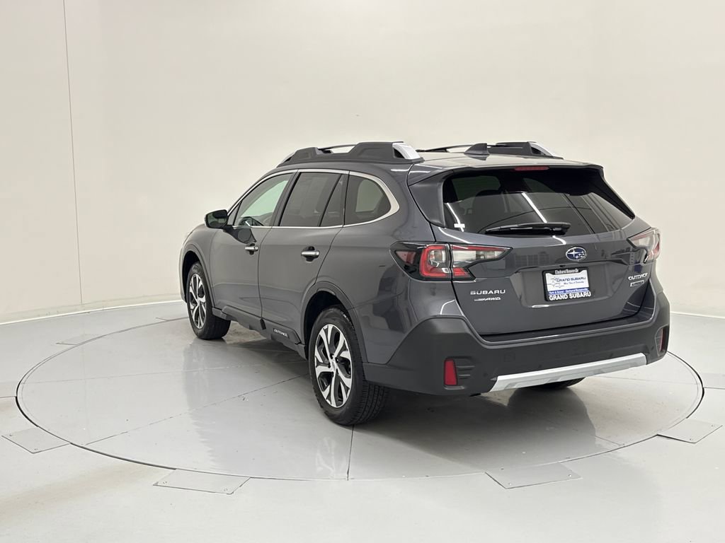 Certified 2022 Subaru Outback Touring AWD/4WD image 3