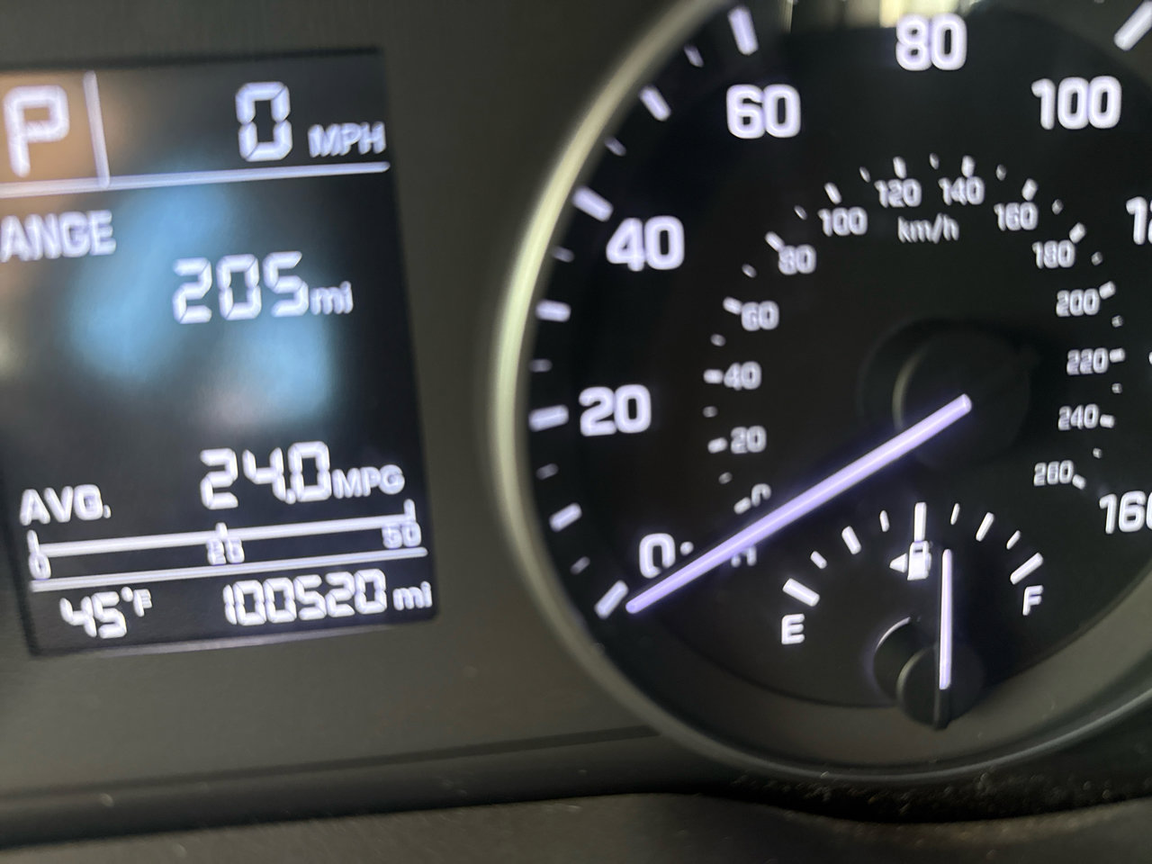 Used 2017 Hyundai Elantra SE image 12