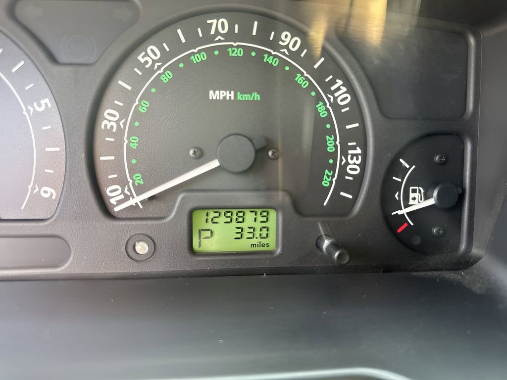 Used 2004 Land Rover Discovery SE image 22