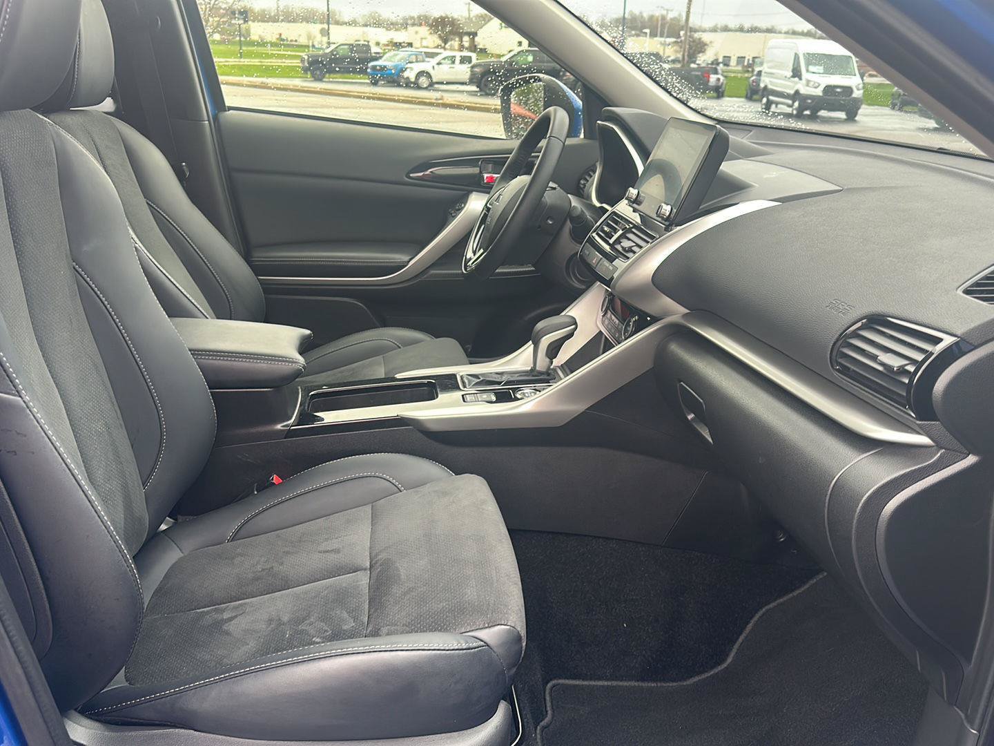 Used 2025 Mitsubishi Eclipse Cross Black Edition image 15