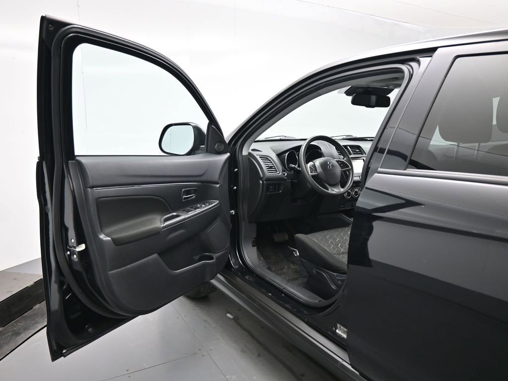 Used 2021 Mitsubishi Outlander Sport ES image 8