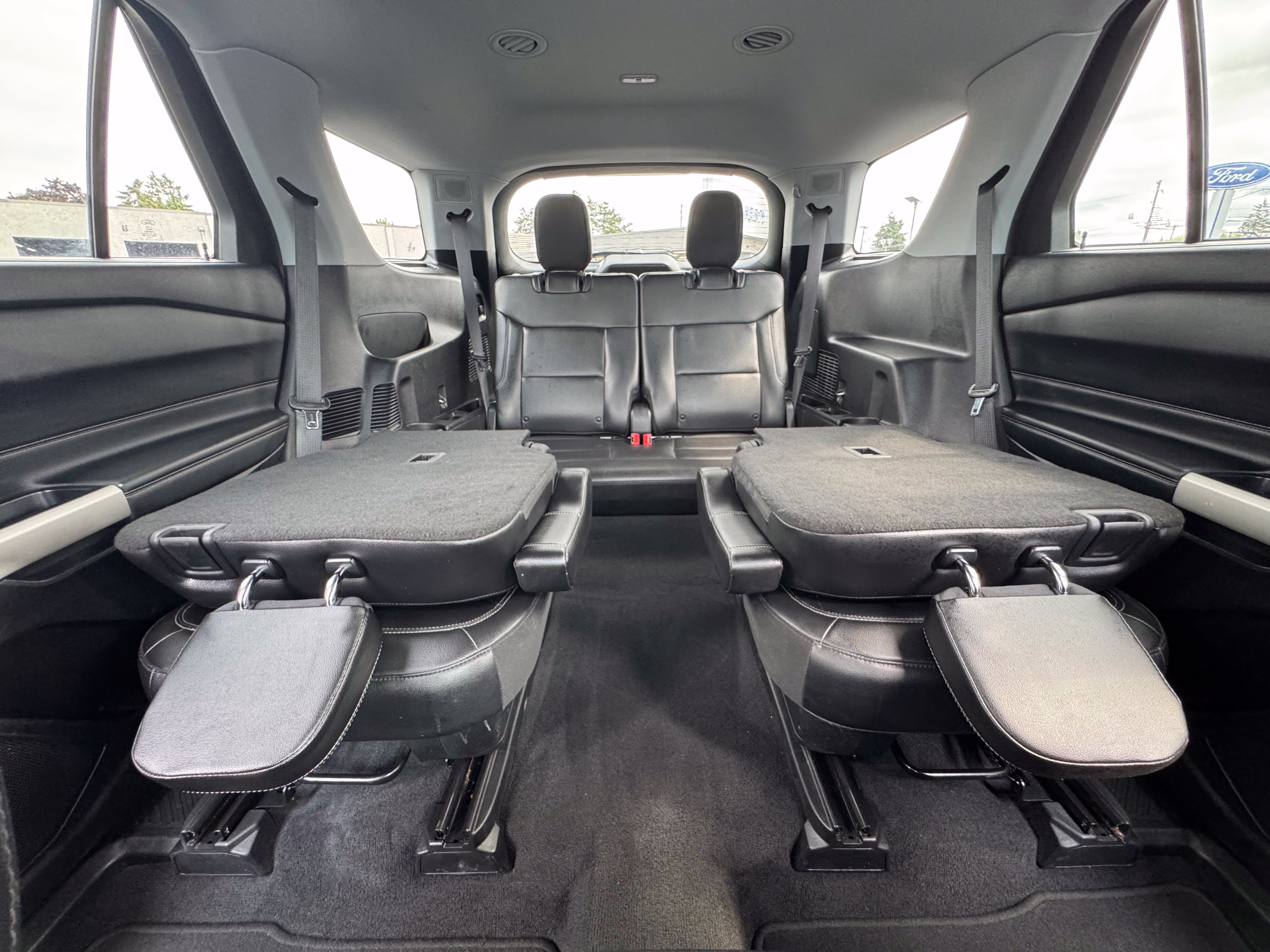 Used 2022 Ford Explorer Limited AWD/4WD image 33