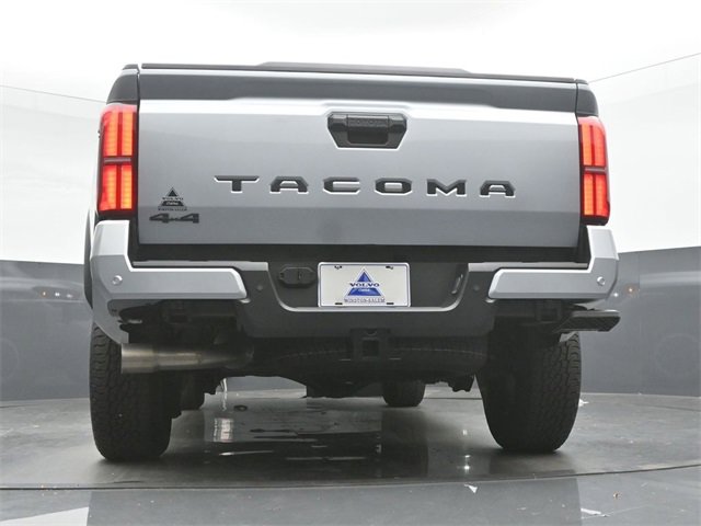 Used 2024 Toyota Tacoma TRD Off-Road image 35