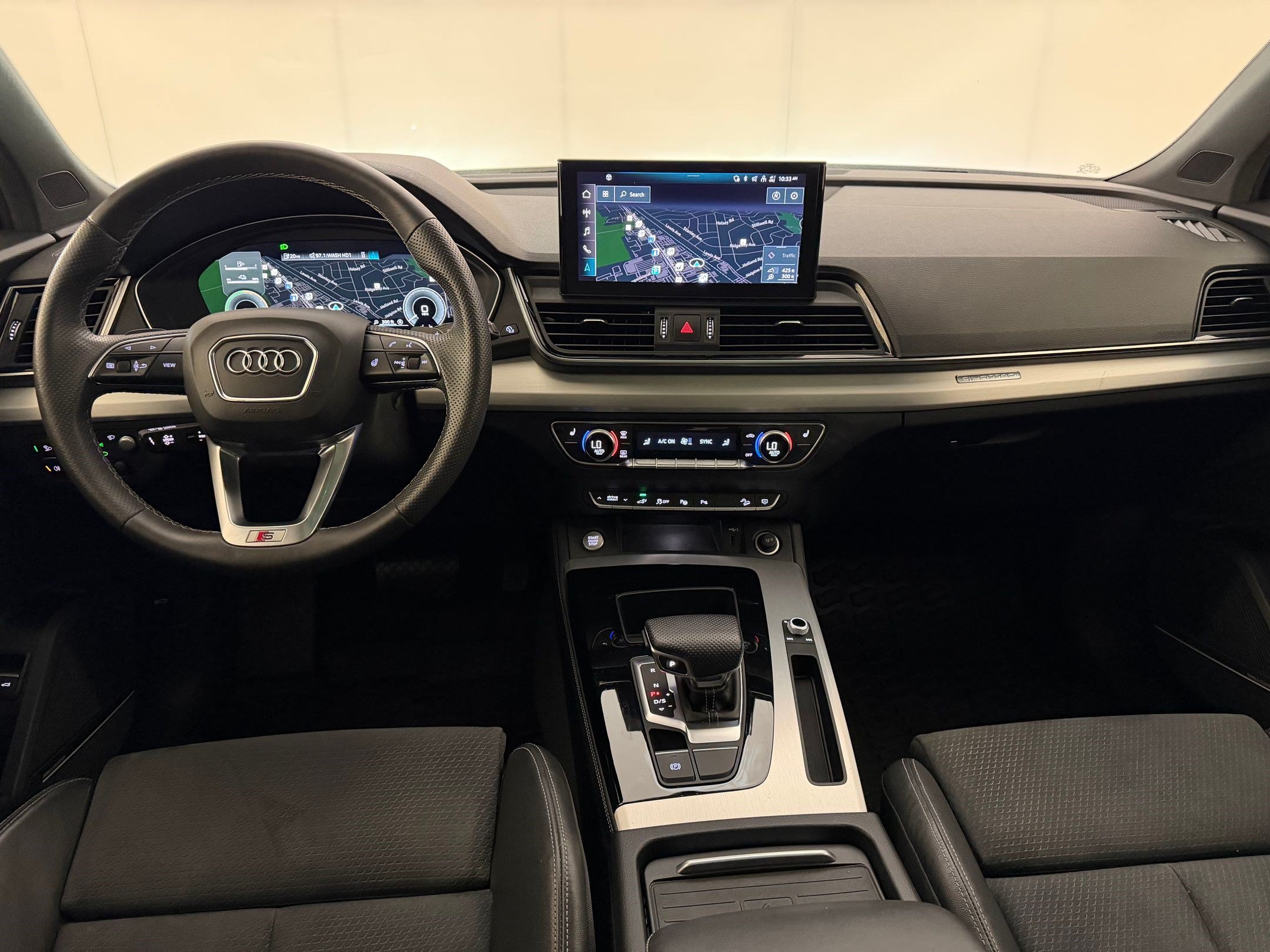 Used 2021 Audi Q5 e Prestige AWD/4WD image 30