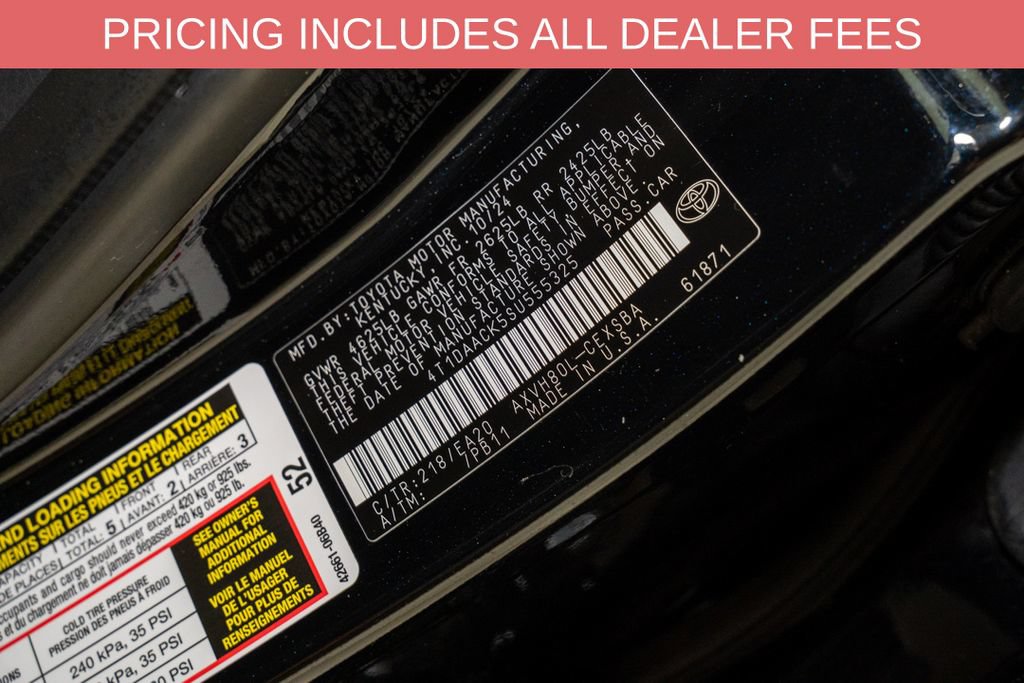 Used 2025 Toyota Camry SE FWD image 20
