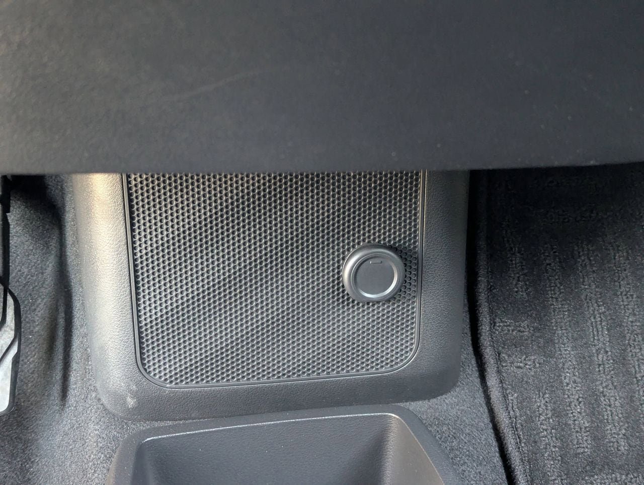 New 2026 Nissan Leaf SV+ image 19