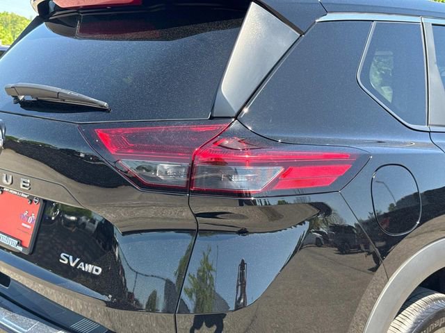 Certified 2024 Nissan Rogue SV AWD/4WD image 13