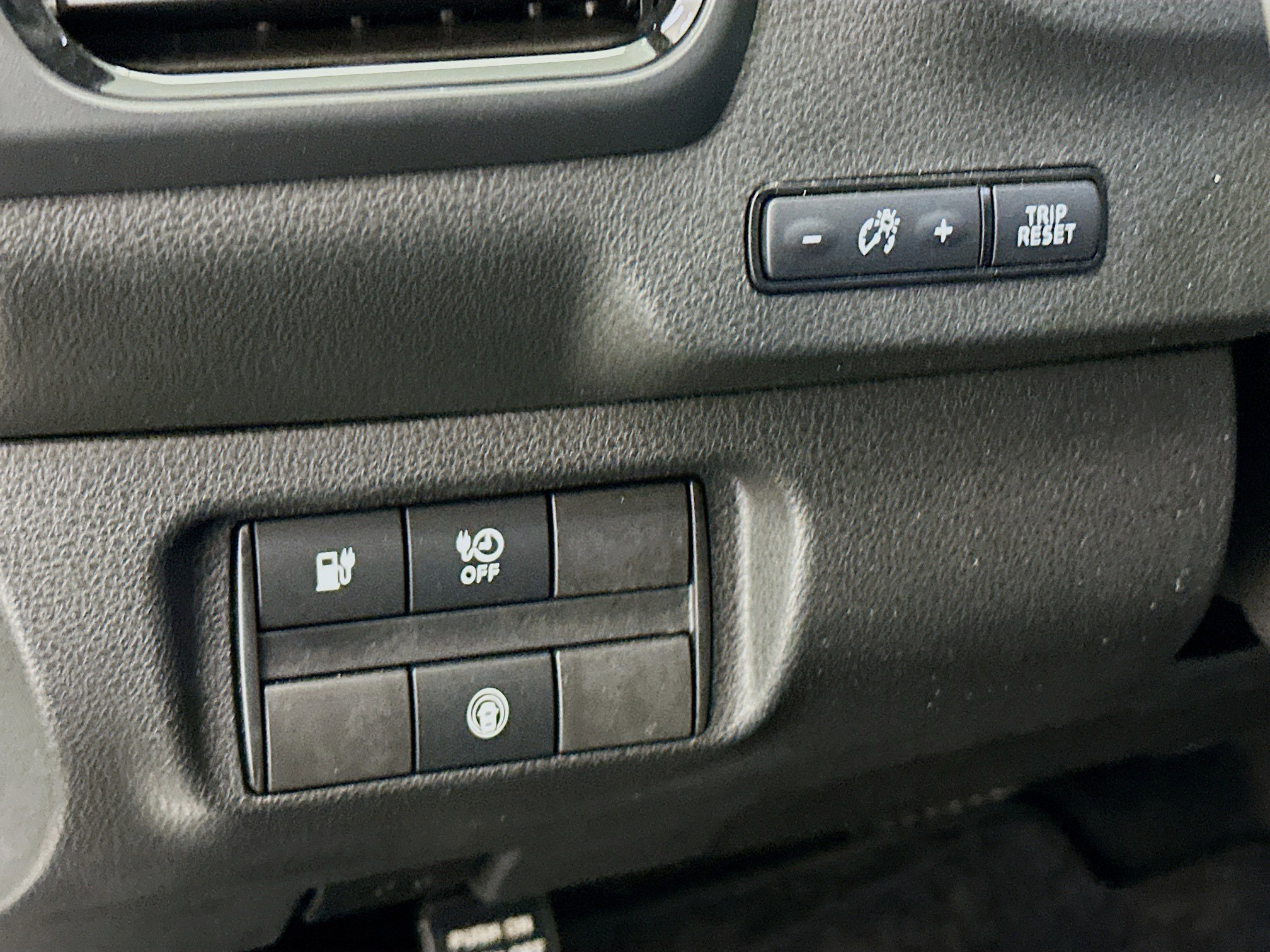 Used 2023 Nissan Leaf S image 17