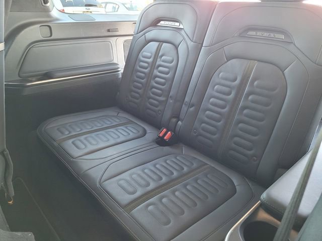 Used 2023 Rivian R1S Adventure image 18