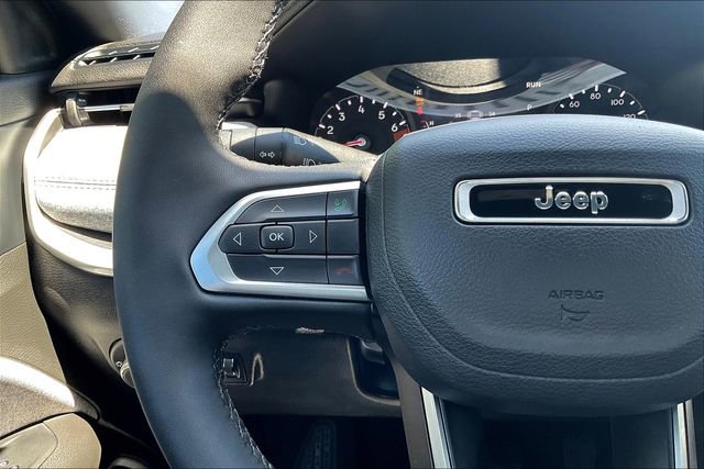 New 2024 Jeep Compass Latitude image 17