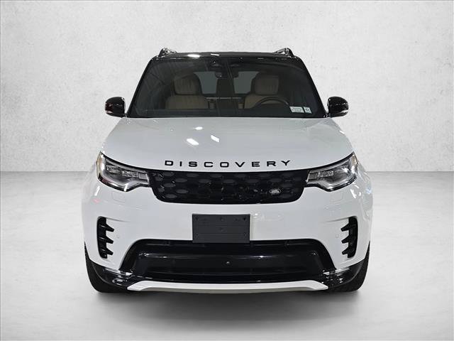New 2025 Land Rover Discovery Dynamic SE AWD/4WD image 2