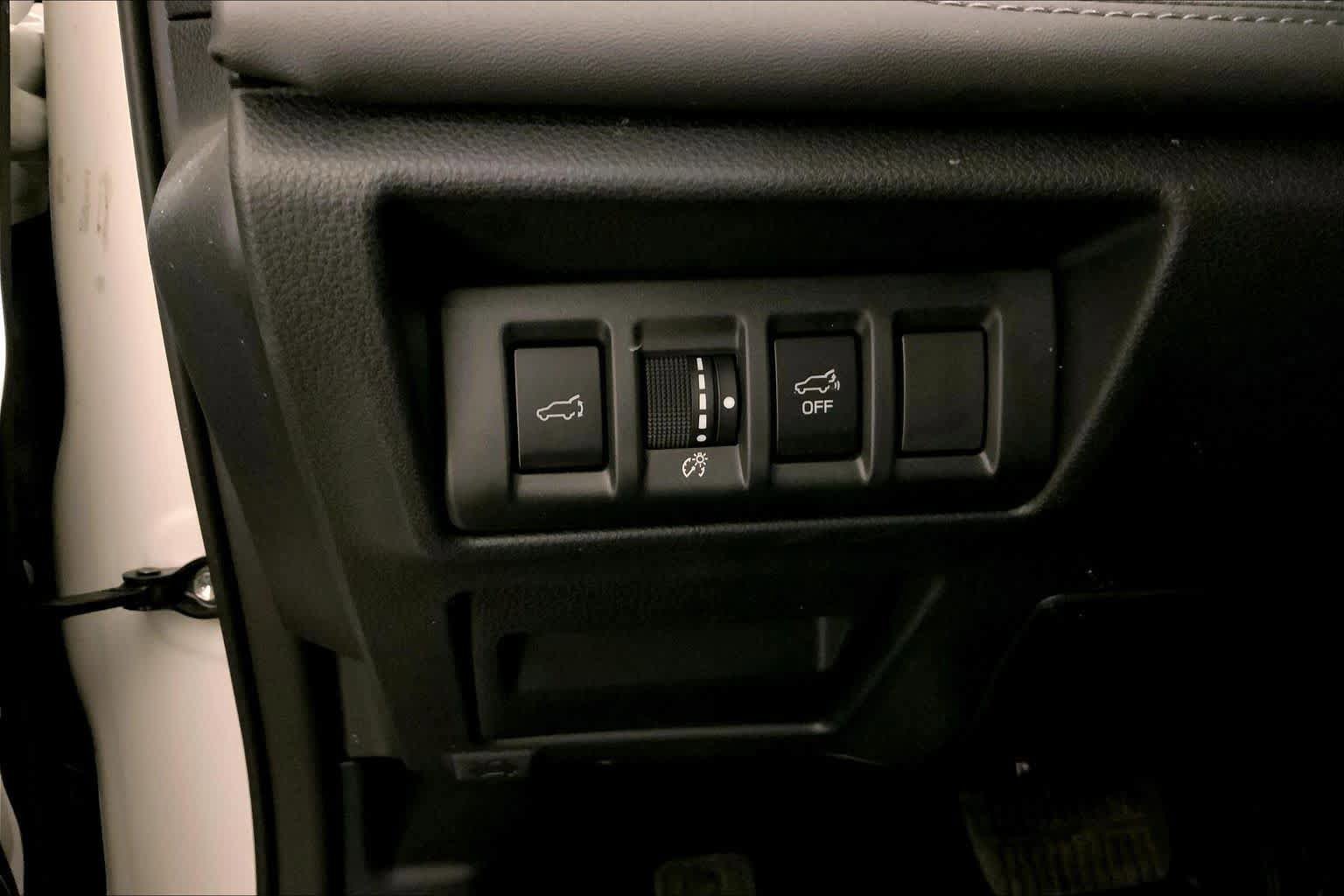 Used 2023 Subaru Outback Touring XT AWD/4WD image 33
