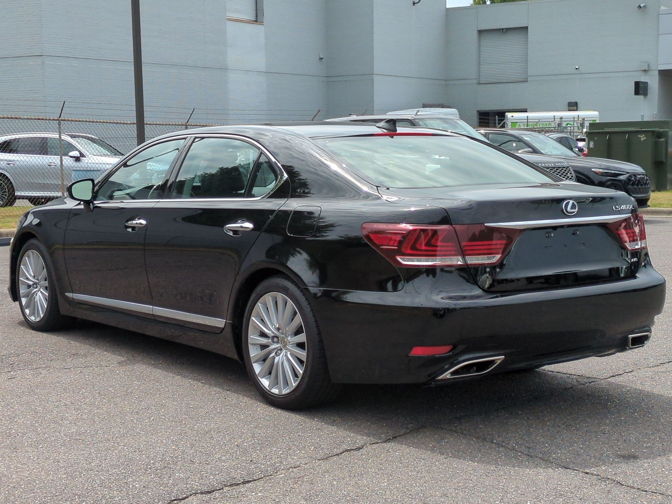 Used 2016 Lexus LS 460 L AWD/4WD image 5