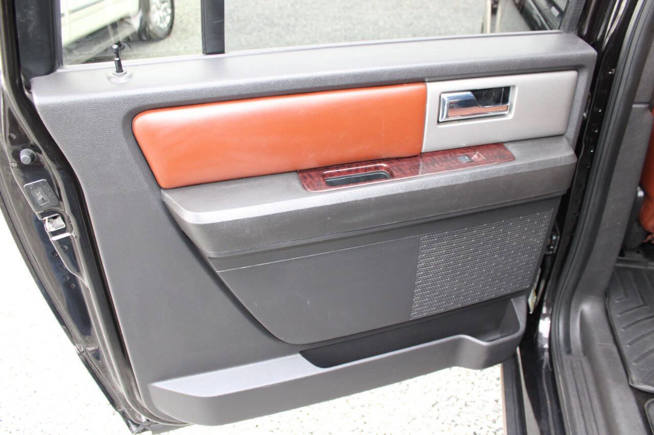 Used 2013 Ford Expedition EL King Ranch image 25