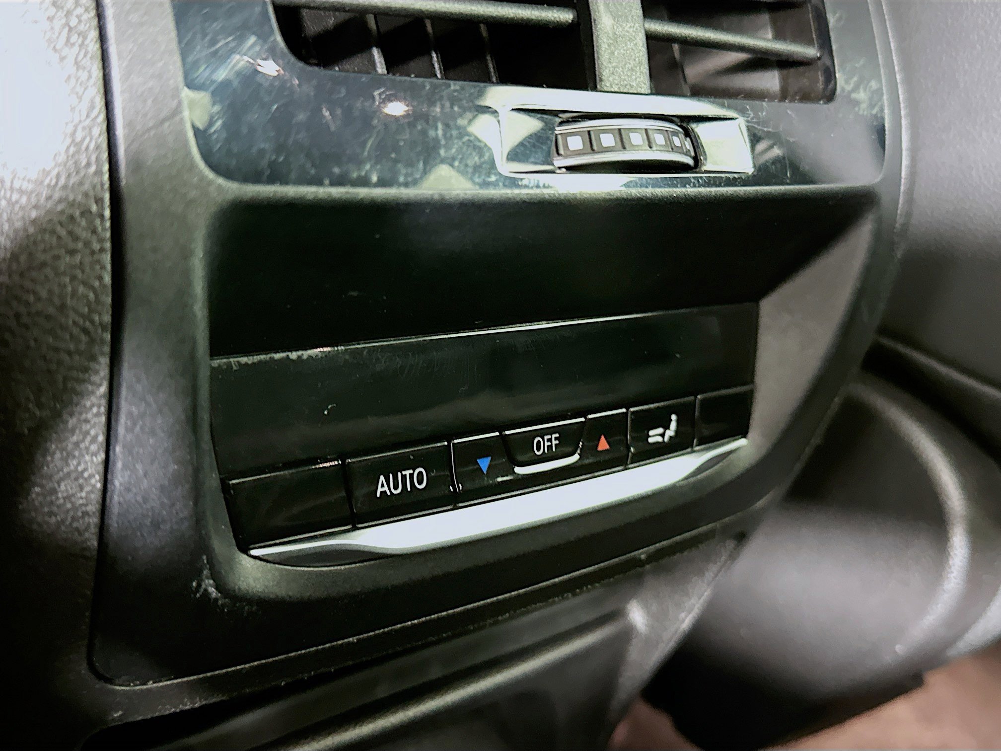 Used 2024 BMW X3 sDrive30i image 28